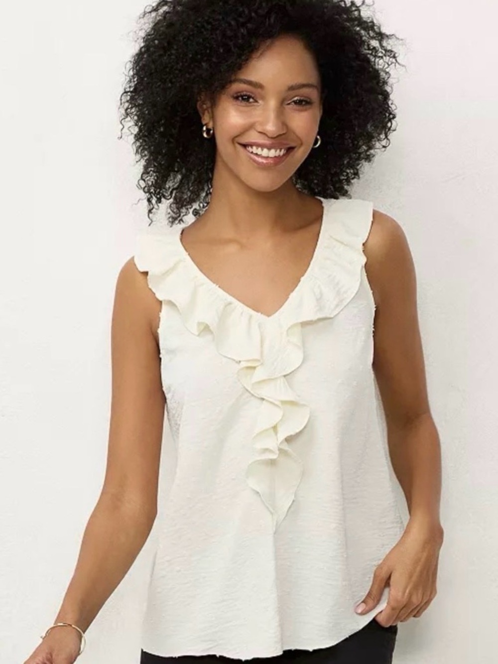 LC Lauren Conrad Cream Ruffled V-Neck Sleeveless Top